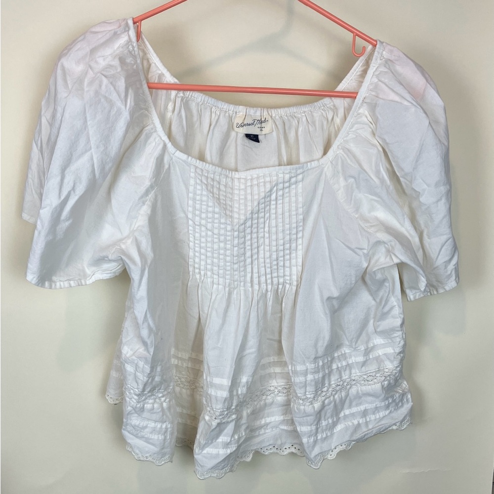 🎉MOVING SALE 🎉 
Universal Thread White Boho Blouse Size XS